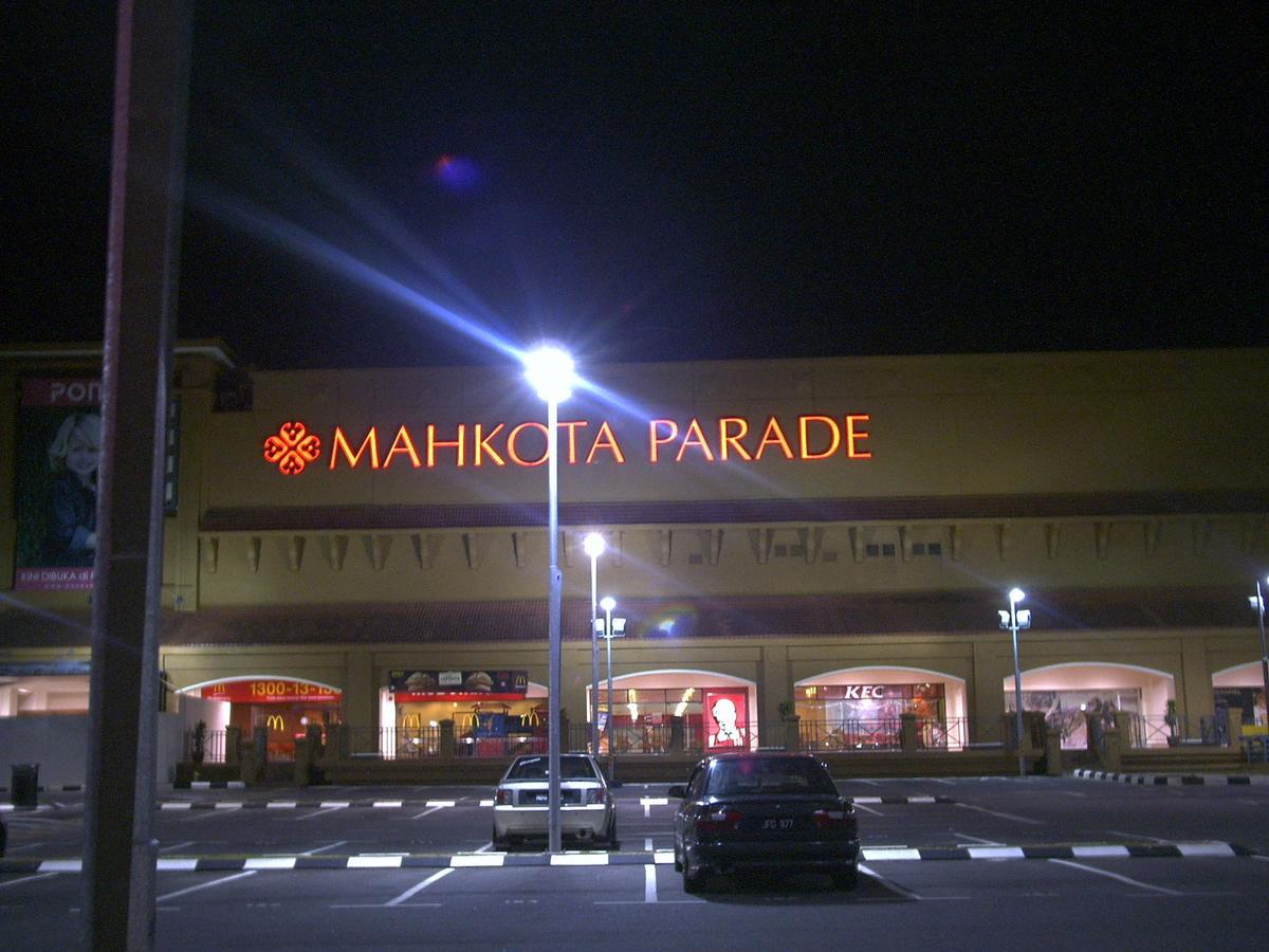 Aparthotel Costa Mahkota Malacca Exterior foto